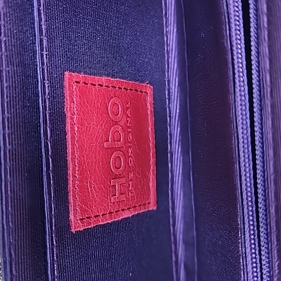 Hobo Gold Clutch Bag - Picture 5 of 5